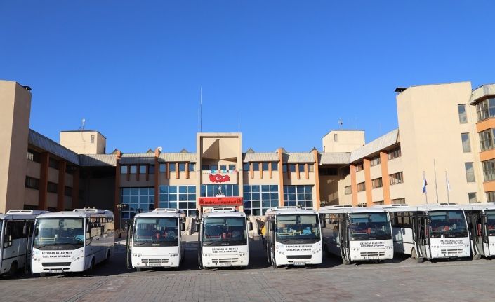 Toplu taşımada ilk 4 günde 2 bin 400 vatandaş ücretsiz faydalandı