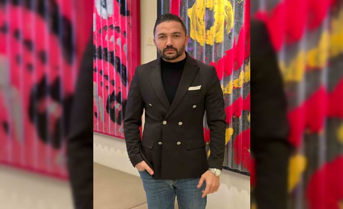 Ünlü yıldızlara Onur Ateş imzası