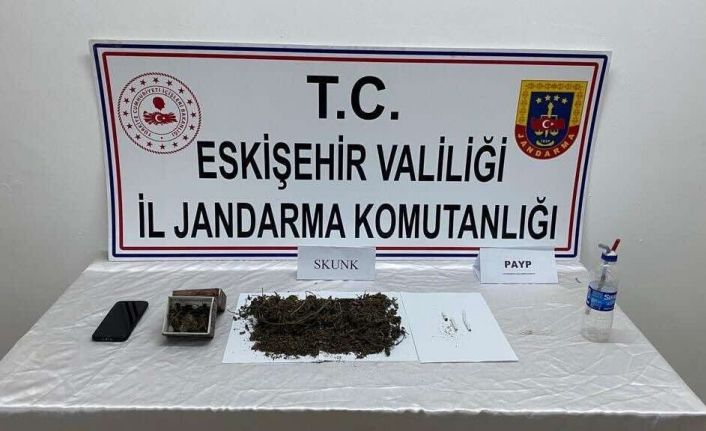 Uyuşturucu madde satıcısına jandarma ekiplerinden operasyon