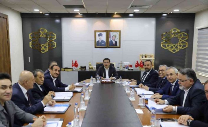 Vali Çiçek, “Ülkemizde sanayici ve iş adamları bakımından Kayseri öncü bir ilimiz”