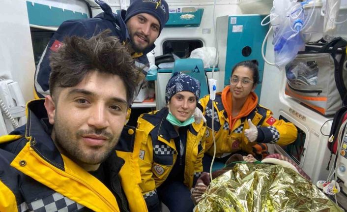 112 ekipleri anlattı: "Sedyenin bir yanında doğan bir yanında ölen bebekler vardı"