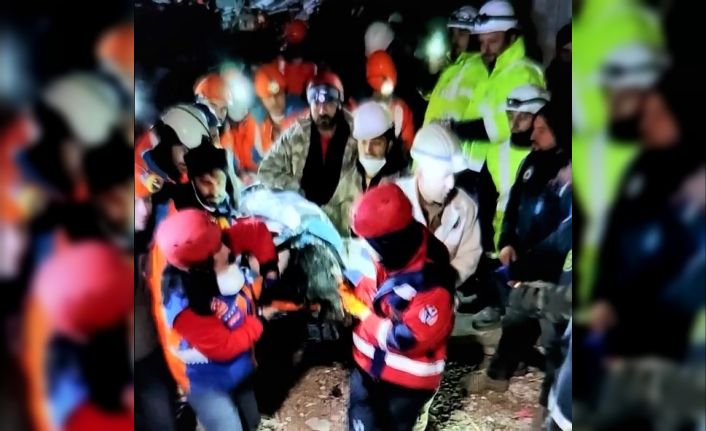 142 saat sonra sağ kurtulan Meltem öğretmenin ilk isteği çay oldu