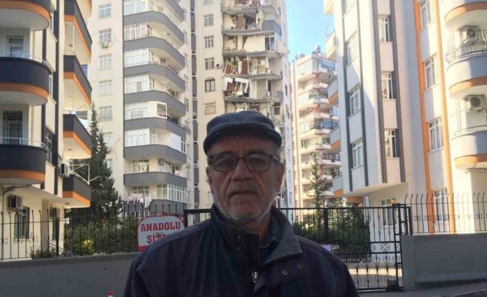 25 yıl arayla iki deprem gören bina ağır hasar aldı