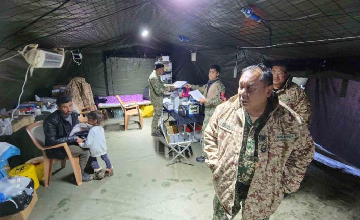 25 yıl önceki eğitiminin vefası için 7 bin 400 km yol geldi