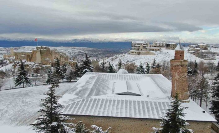 3 büyük deprem gören 5 bin yıllık tarihi mahallede tek taş bile düşmedi