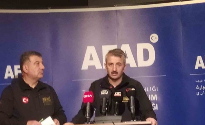 AFAD Başkanı Sezer: “Bize ulaşan bilgiye göre 1 vatandaşımız hayatını kaybetmiş durumda. 69’a yakın yaralımızda hastanelere sevk edildi”