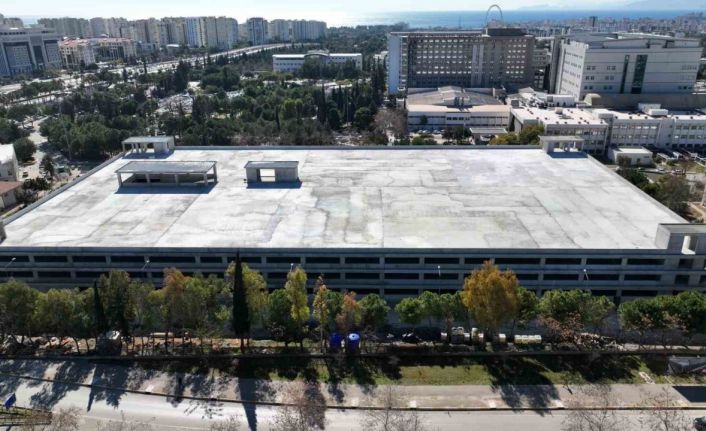 Akdeniz Üniversitesi Katlı Otoparkı’nda betonarme imalatı tamamlandı