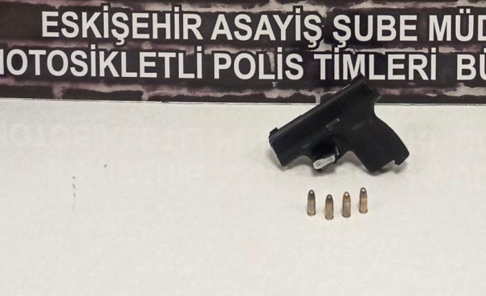 Aranması olan 16 kişi ve hapis cezası bulunan 4 şahıs yakalandı