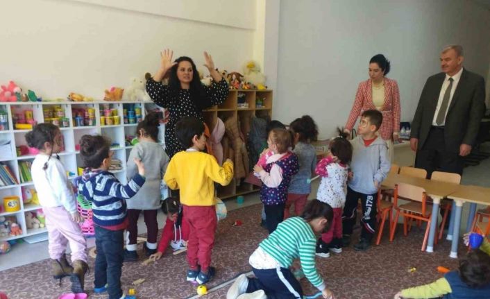 Aydın’da 3 bin 382 depremzede öğrencinin okullara kaydı yapıldı