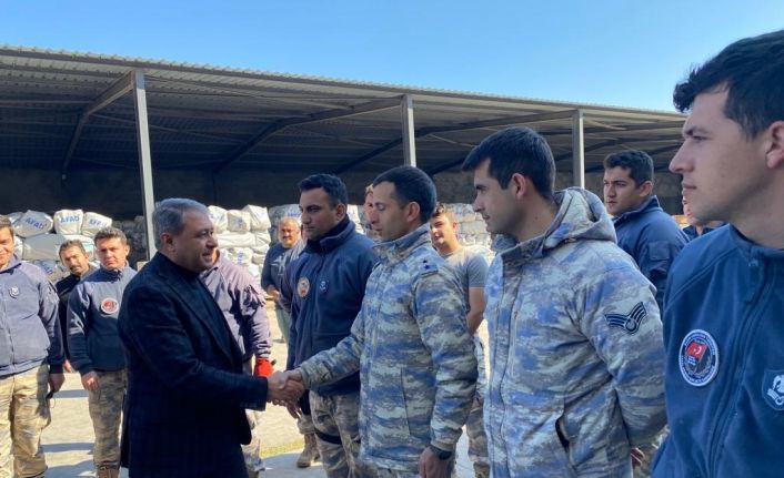 Balıkesir deprem bölgesinde yaraları sarıyor