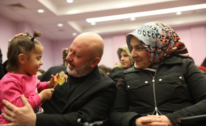 Başkan Çolakbayrakdar; “Bu zor günleri, her birlikte el ele gönül gönüle aşacağız”