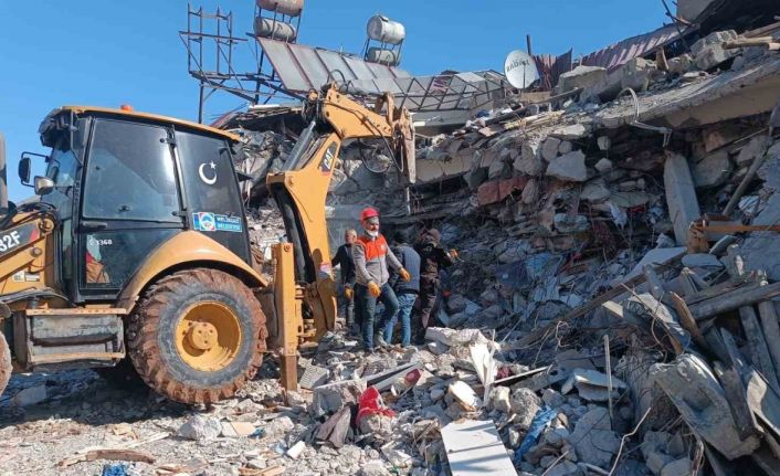 Başkan. Dr. Palancıoğlu: "Melikgazi arama kurtarma ekibi birçok depremzedeye umut oldu"