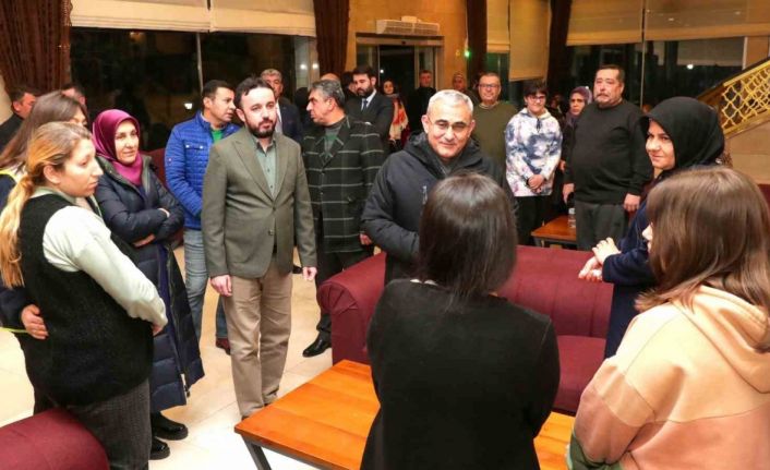 Başkan Işık, Ilıca Harlek Termal Otel’de misafir edilen depremzedeleri ziyaret etti
