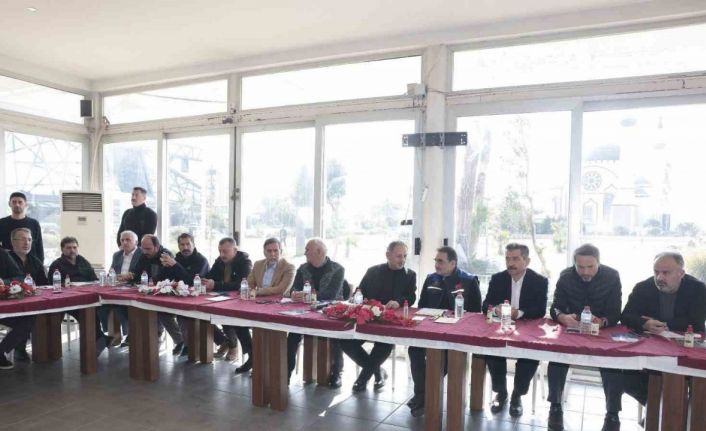 Başkan Savran, AK Partili Belediye Başkanları İstişare ve Değerlendirme Toplantısına katıldı