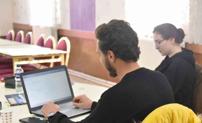 Bozüyük Belediyesi’nden üniversite öğrencilerine Uzaktan Eğitim Merkezi