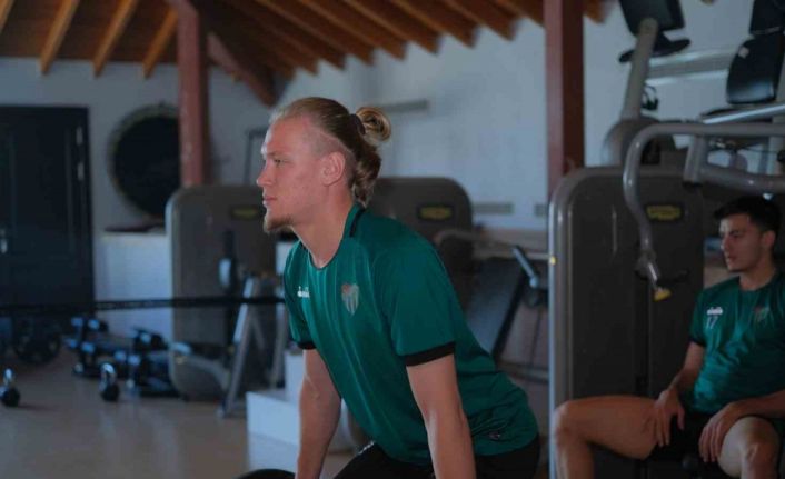 Bursaspor salonda çalıştı