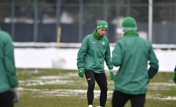 Bursaspor’da Amed Sportif Faaliyetler maçı hazırlıkları moralsiz devam ediyor
