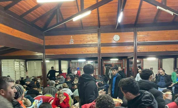 Büyükşehir, deprem sonrası yaklaşık 8 bin depremzedeye yuva oldu