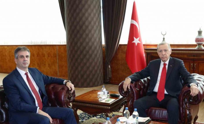 Cumhurbaşkanı Recep Tayyip Erdoğan, İsrail Dışişleri Bakanı Eli Cohen’i kabul etti.