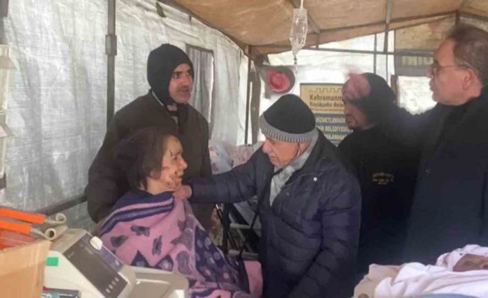 Deprem bölgesinde beraber çalıştığını doktorun milletvekili olduğunu sonradan öğrendi