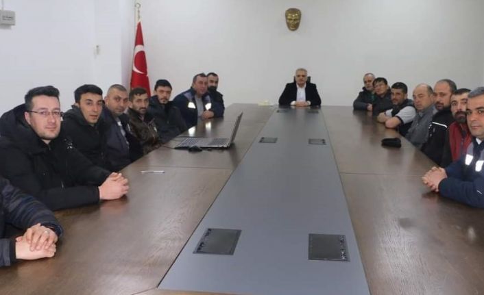 Deprem bölgesinde hayat kurtaran Özel İdare ekipleri döndü