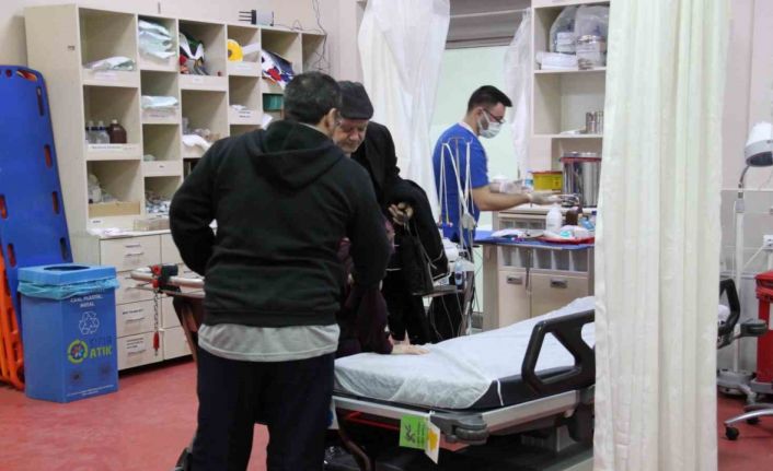 Deprem bölgesinden gelenler için hastanede "depremzede iyilik koridoru" kuruldu