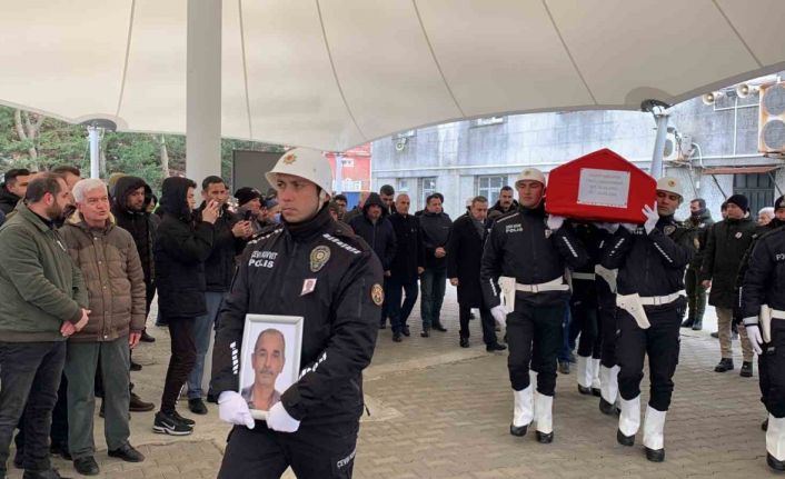 Depremde ölen Başkomiser ve eşi Çorlu’da ebediyete uğurlandı