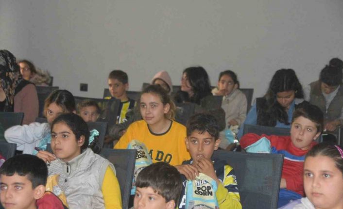 Depremzede çocukların deprem travmasını atlatması için seferber oldular