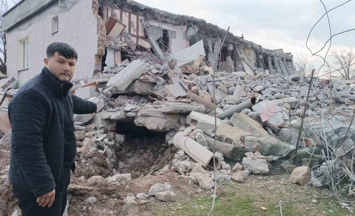 Enkaz altında kalan 9 kuzu 11 gün sonra kurtarıldı, sahibi o anları anlattı