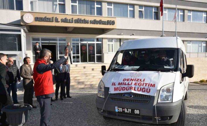 Gönüllü öğretmenler deprem sahasında psikososyal destek verecek