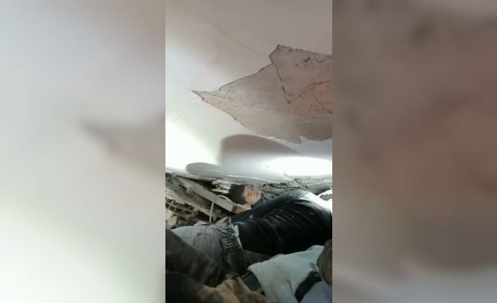 Hatay’da 9 yaşındaki çocuk 72 saat sonra enkazdan sağ olarak çıkarıldı