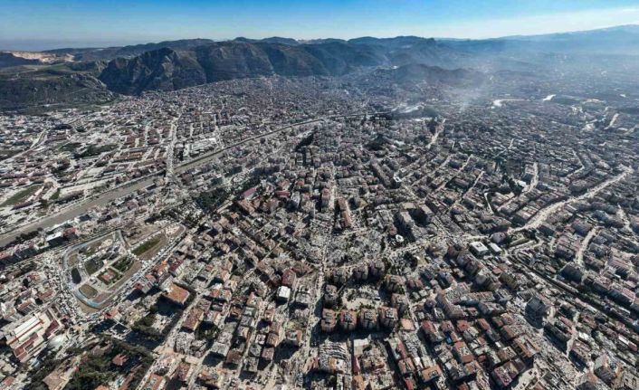 Hatay’da havadan çekilen görüntüler dehşetin boyutunu gözler önüne serdi