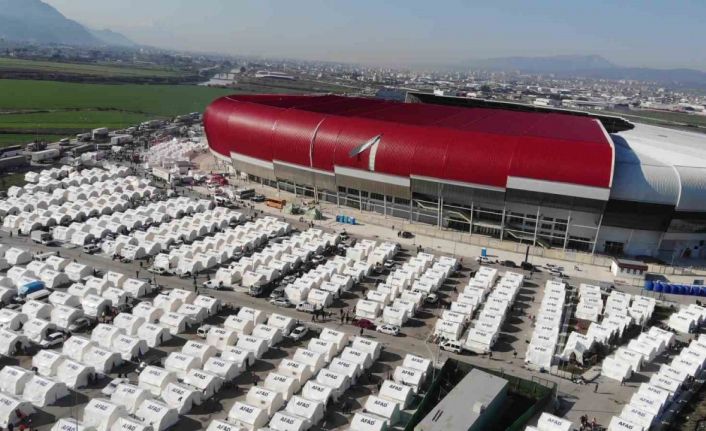 Hatay’da kurulan çadır kent ve yardım merkezi havadan görüntülendi