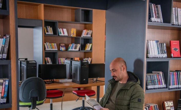 İkiçeşmelik Mahallesi kütüphanesine kavuştu