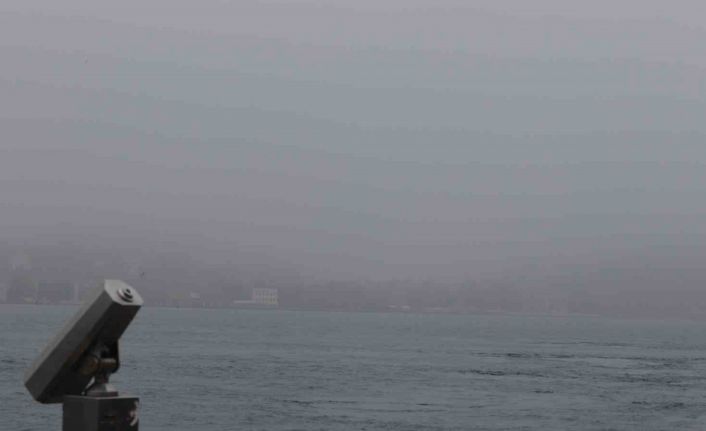 İstanbul Boğazı’nda yoğun sis