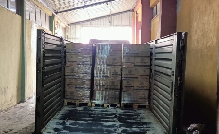 KARADENİZBİRLİK, depremzedelere ayçiçeği yağı desteğini 22 tona çıkardı