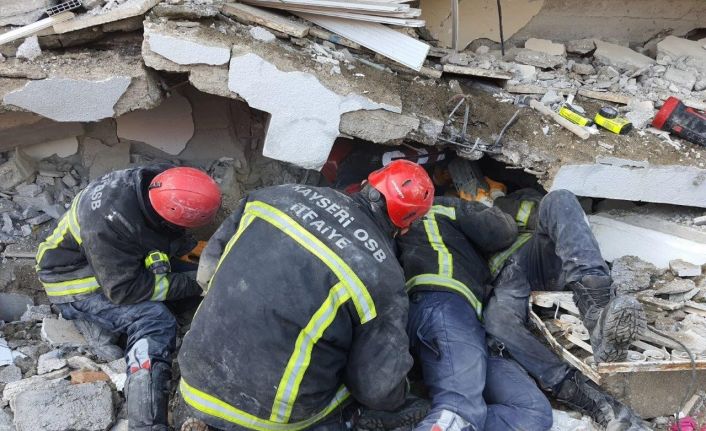 Kayseri OSB, deprem yardımları koordinasyonun merkezi oldu