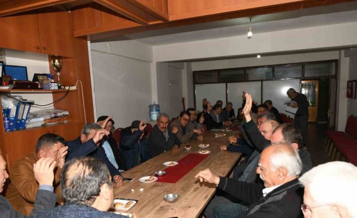 Lapseki’de Muhtarlar sandık başında