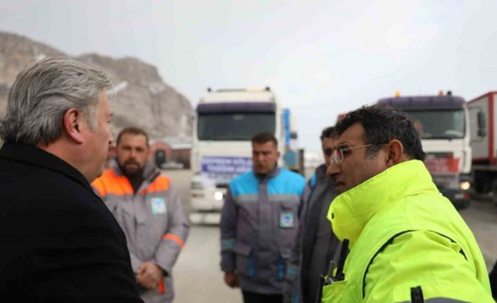 Melikgazi’nin Personel ve İş Makineleri ile Kahramanmaraş’a Desteği Devam Ediyor