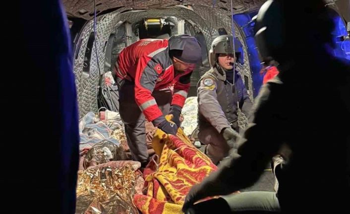 MSB: “Yaralı vatandaşlarımız tedavi için helikopter ve uçaklarımızla tahliye ediliyor”