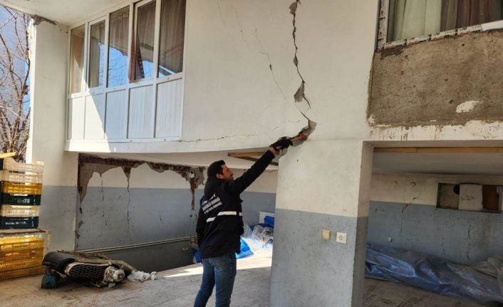 Ordu Büyükşehir, deprem bölgelerinde hasar tespit çalışmalarına destek veriyor