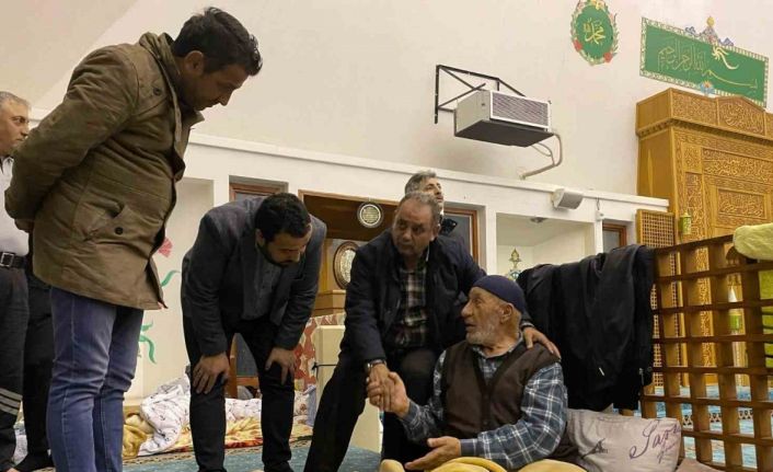 Özçelik-İş’ten depremzede üyelerine 15 milyon lira yardım