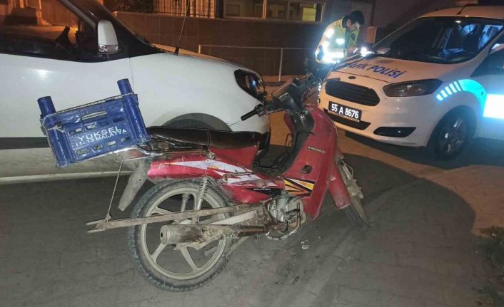 Plakasız motosiklet çalıntı şüphesiyle otoparka çekildi