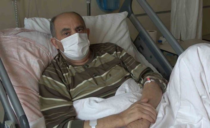 Ziyaret için gittiği oğlunun evinde depreme yakalanan vatandaş: "Ailecek birbirimize sarıldık"