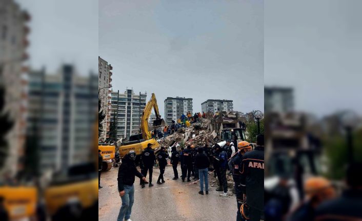 100 kişiye mezar olan apartmanın müteahhitti baba-kız aranıyor