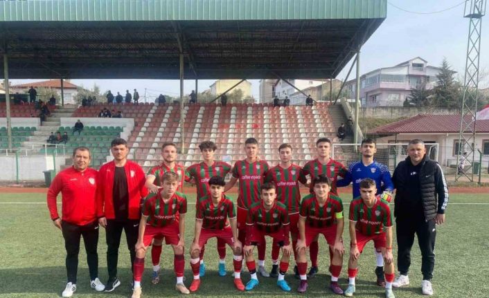 1308 Osmaneli Belediyespor şampiyonluğunu garantiledi