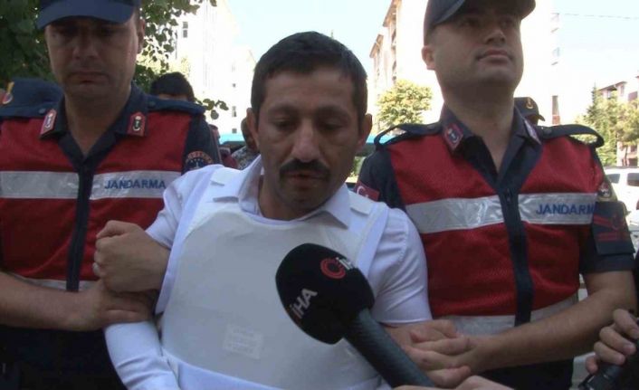 1 aylık bebeğinin annesini 8 kurşunla öldüren koca, ilk duruşmada beraatını istedi
