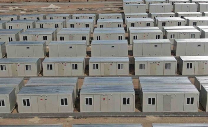 3 binden fazla binanın yıkılacağı Adana’ya 2 bin 400 konteyner kurulacak