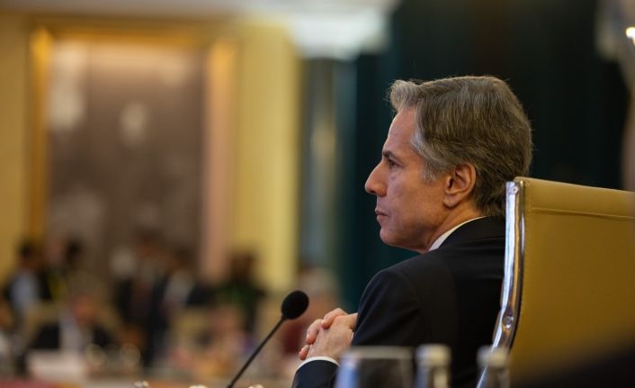 ABD’nin kendi envanterinden Ukrayna’ya 400 milyon dolarlık mühimmat ve teçhizat desteği