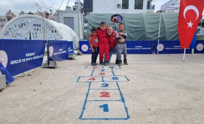 Ahi Evran’ın torunları İskenderun’da gönül köprüsü kurmaya devam ediyor